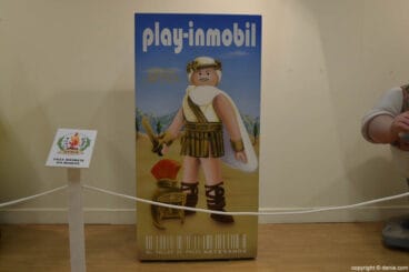 Ninot de la falla Les Roques 2017