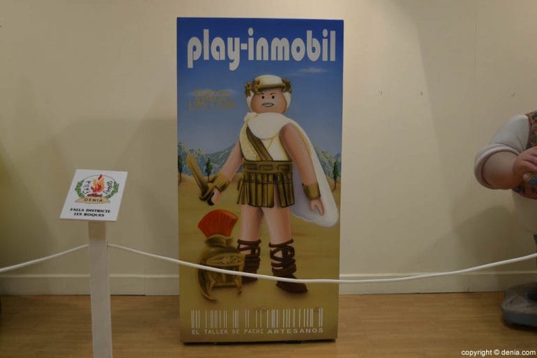 Ninot de la falla Les Roques 2017