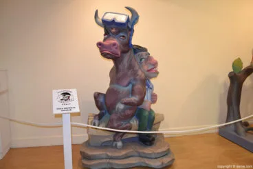 Ninot de la falla Saladar