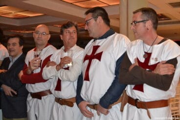 Cena de gala Mig Any 2017 – Templaris desfilando