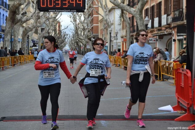 77 iii cursa de la dona denia llegada de corredores