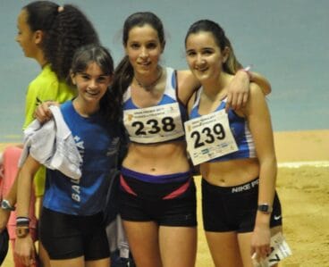 angela molto junto a mar salva y leire bisquert