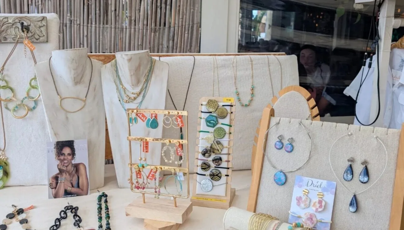 Bisutería exclusiva para completar looks mediterráneos