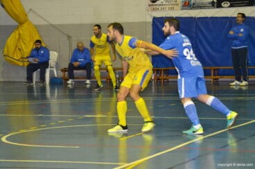 blai pugnando con un rival