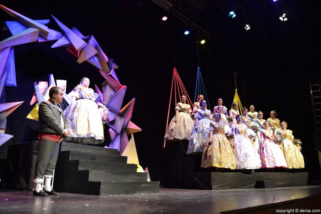 La falla Baix la Mar pone sobre la mesa temática fallera en sus III Jornadas Culturales 1 comision baix la mar