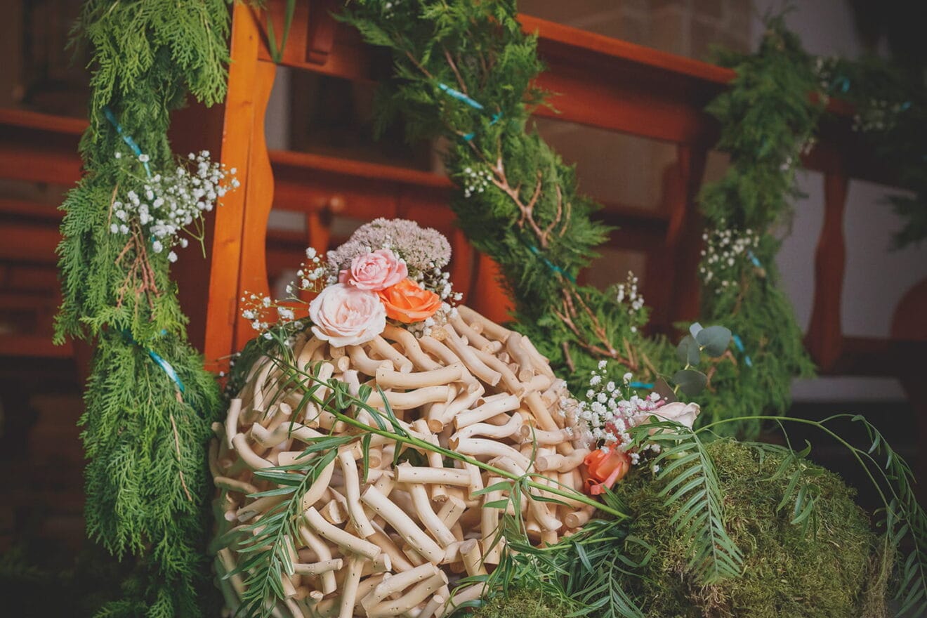 Decoración bancos Floristería Azahar