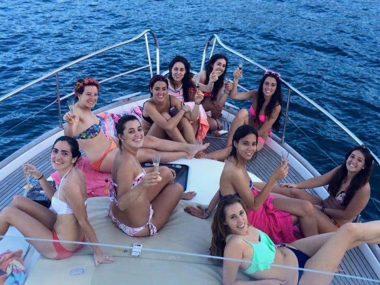 Despedidas de soltera en Área Náutica