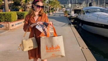 Interior de Kabah Boutique con colecciones actuales