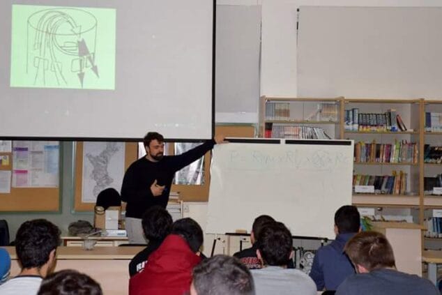 jornada de automocion en el ies maria ibars