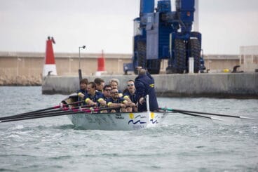 llaut del club rem marina de denia