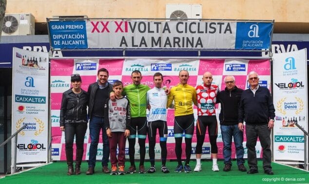 los mejores de cada clasificacion en el podio