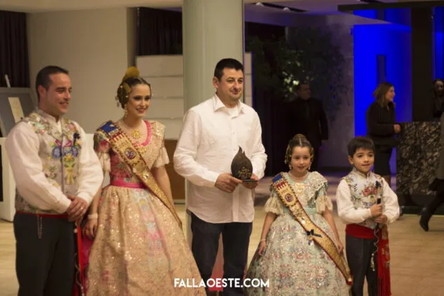 mencion interna a sisco perles