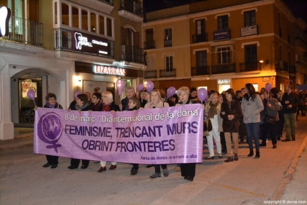 05 manifestacion dia de la mujer denia 2017 xarxa de dones