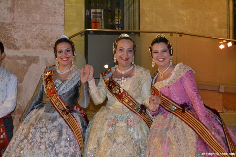Corte de honor de la fallera mayor de Dénia
