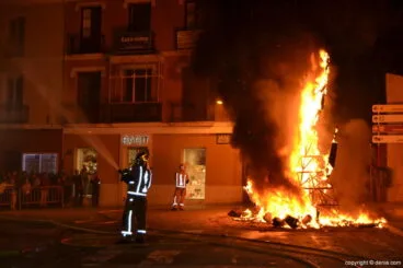 Nit de la cremà 2017 – Cremà de la falla de la Junta
