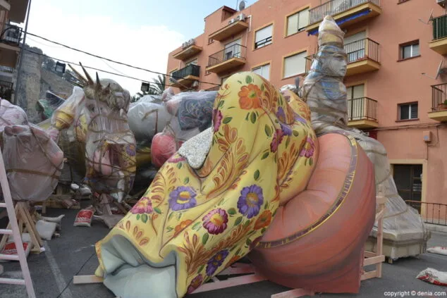 14 segundo dia de planta en denia falla baix la mar