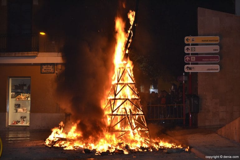 Nit de la cremà 2017 - Fuego