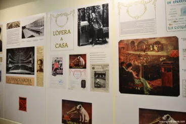 Exposición sobre el Tenor Cortis en Dénia – paneles explicativos