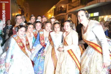 Nit de la cremà 2017 – falleras mayores y sus cortes de honor