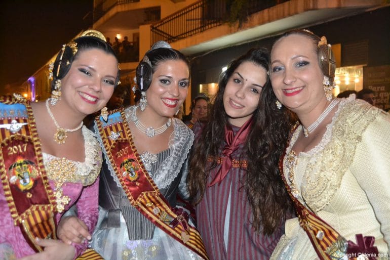 Nit de la cremà 2017 - corte de honor de la fallera mayor de Dénia