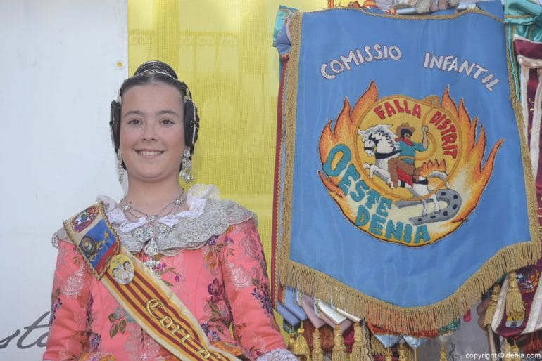 Día de la Bandera del Oeste 2017 - Nuevos falleros de la comisión infantil