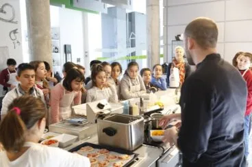Alumnos del Pou en Aticcook