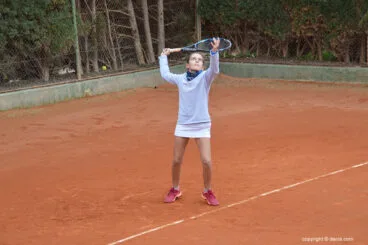 angela contri ejecutando un servicio