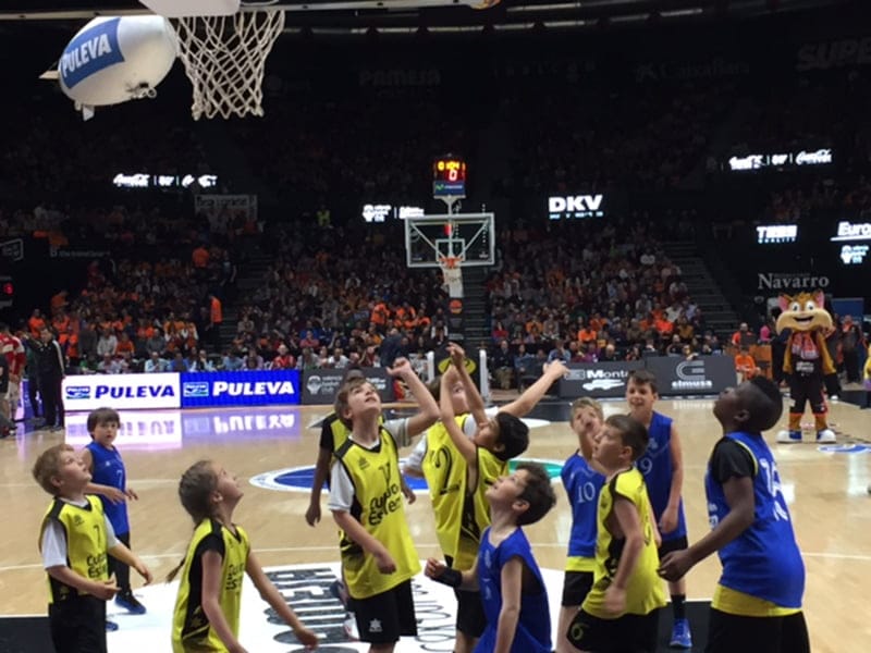 benjamines dianenses jugando en la fonteta
