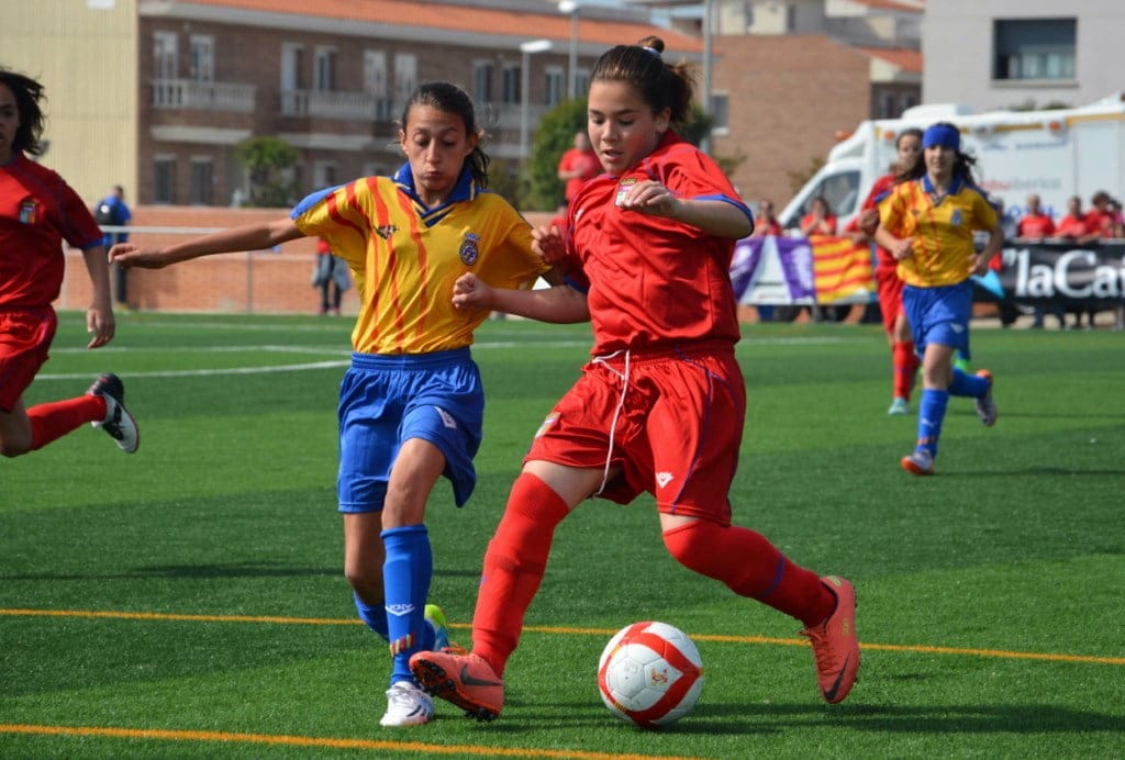 fiamma benitez jugando con la seleccion valenciana