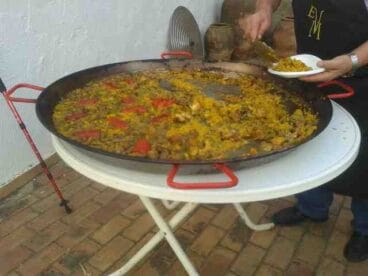 paella con arroz bombon de pego