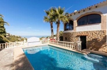 piscina de la casa quality rent a villa