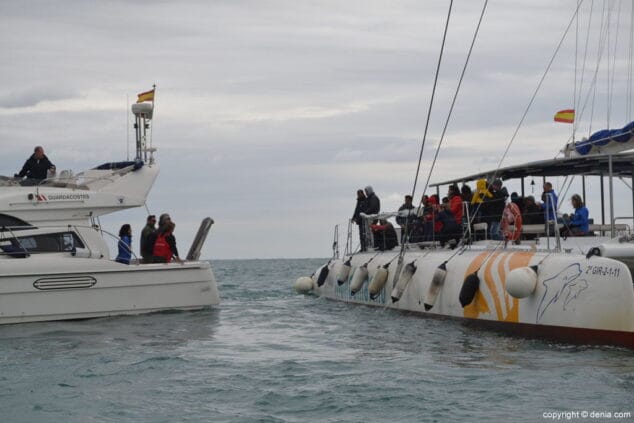 13 x salon nautico denia suelta de tortuga