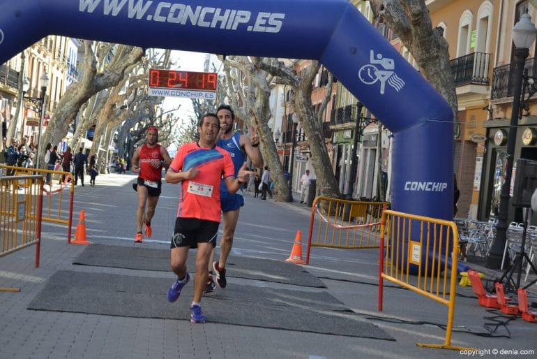 142 4º Marcha Solidaria a favor del Raquel Payà - llegada de los participantes