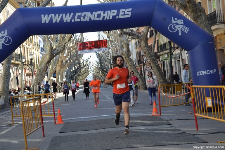 181 4º Marcha Solidaria a favor del Raquel Payà - llegada de los participantes