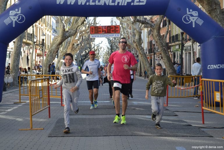 189 4º Marcha Solidaria a favor del Raquel Payà - llegada de los participantes