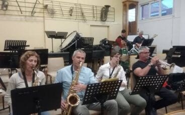 alumnos de musica moderna de la escuela manuel lattur