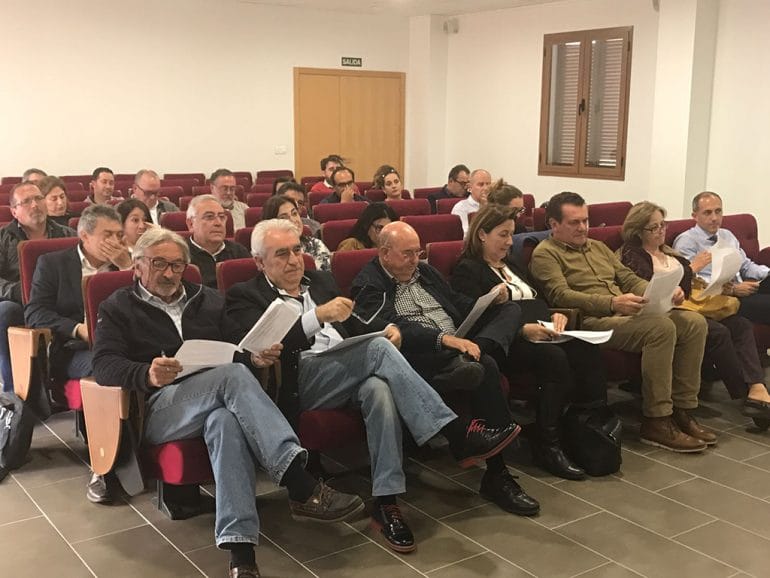Asistentes a la asamblea del CEDMA