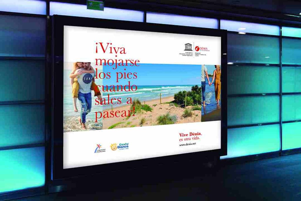 campana turistica de denia en el metro de madrid