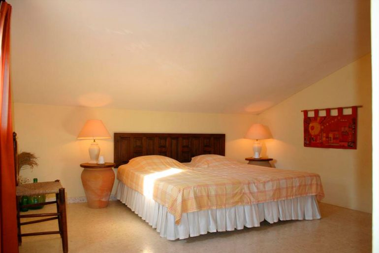 Dormitorio amplio Quality Rent a Villa
