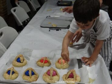 elaboracion de monas en el oeste