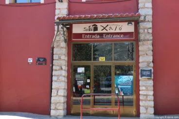 Entrada Bodegas Xaló