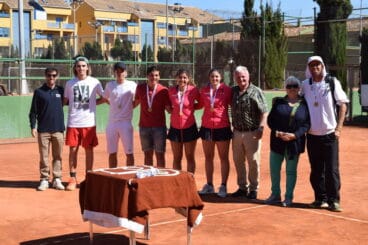 equipo cadete del club tenis denia