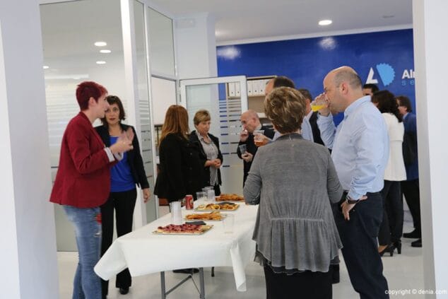 Almudena Seguros se traslada al centro de Dénia 3 inauguracion almudena seguros