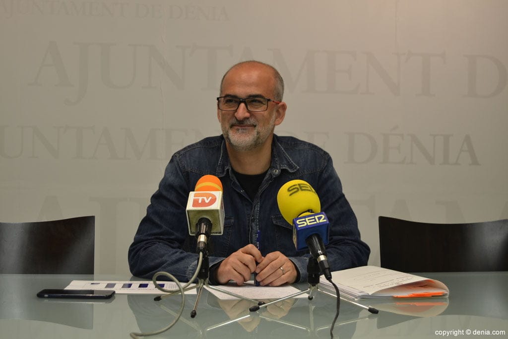 javier scotto presenta la figura del agente tutor