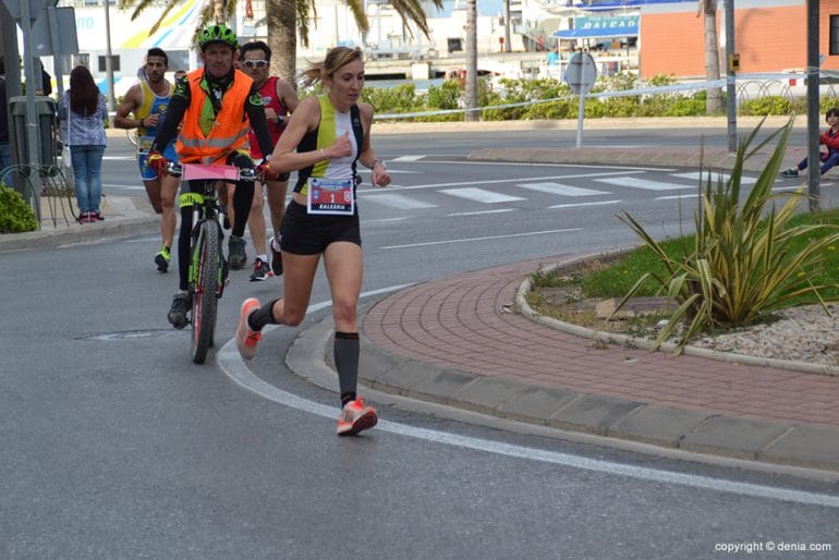 Mª Isabel Ferrer en plena carrera