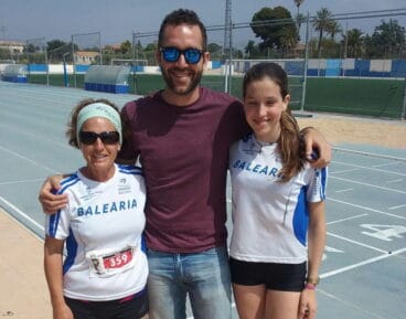 mila ortega junto a marc banuls y angela molto