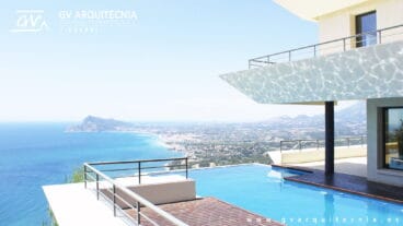 Piscina con vistas al mar –  GV Arquitecnia