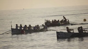 virada en una regata femenina en denia