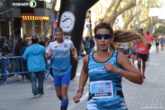 Félix Pont y Mª Isabel Ferrer triunfadores de la 'II Volta a Peu a Dénia' 24 yanina flores en meta