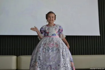 Desfile de candidatas a falleras mayores de Dénia 2018 – Mar Galán